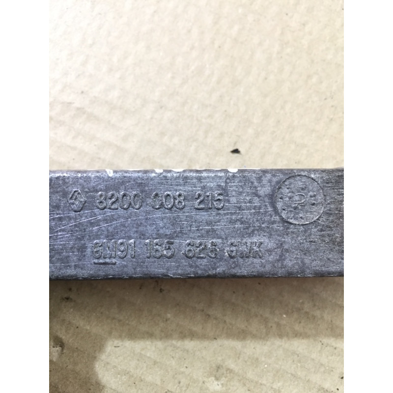 Кронштейн (двигатель и элементы) Opel Vivaro 1 2007 1.9 D 8200008215