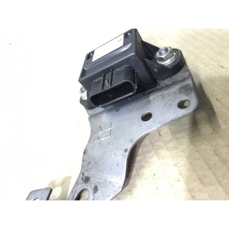 Датчик поперечного ускорения (ESP) (электрика / датчики) Mazda 6 GG 2007 2.0 RF7J GJ6E437Y1