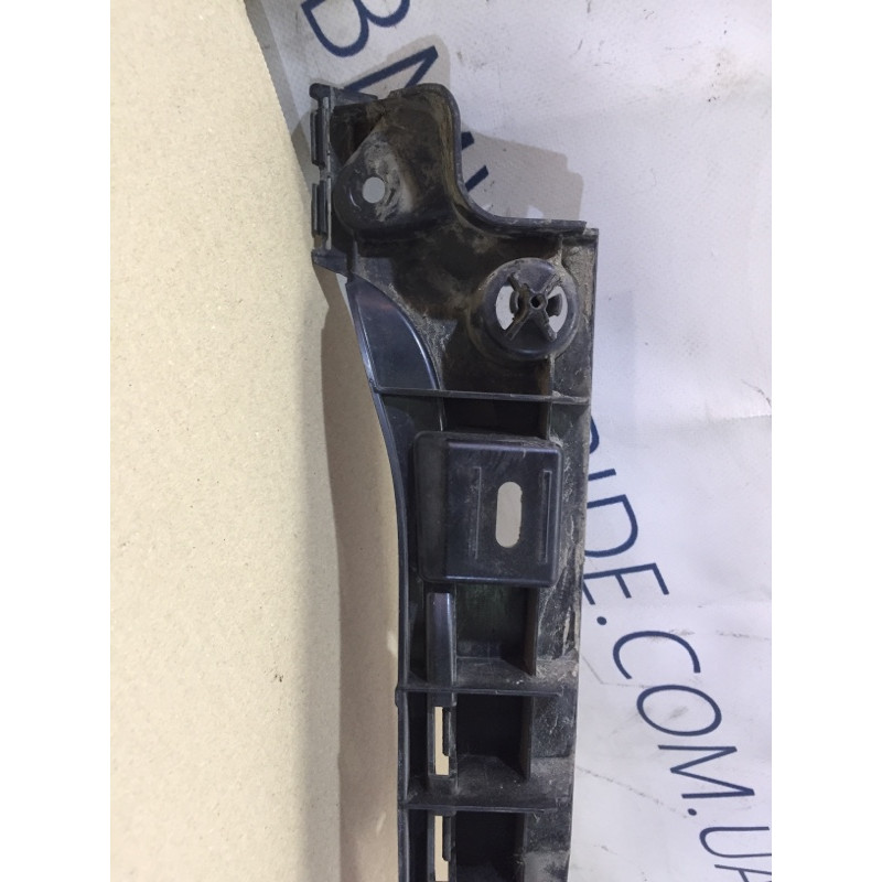 Кріплення порогу (кузов і елементи) BMW 5-series F10 2013 N47D20 51777204022