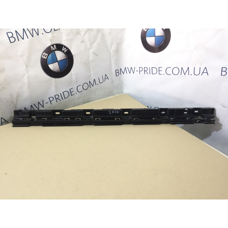 Кріплення порогу (кузов і елементи) BMW 5-series F10 2013 N47D20 51777184778