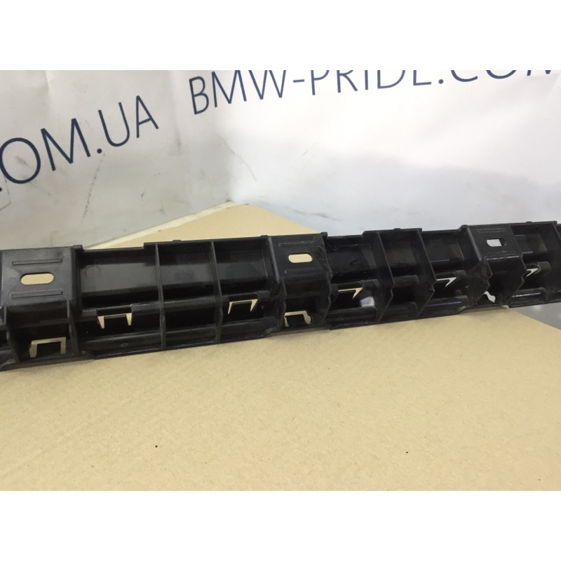 Кріплення порогу (кузов і елементи) BMW 5-series F10 2013 N47D20 51777184778