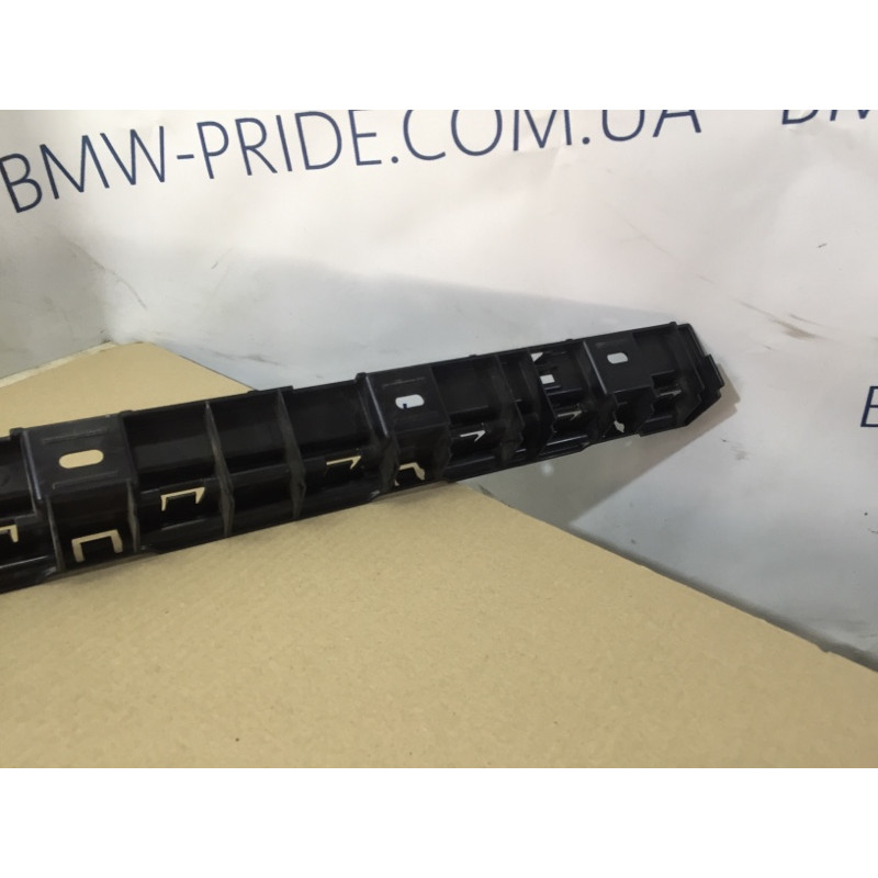 Кріплення порогу (кузов і елементи) BMW 5-series F10 2013 N63B44 51777184777