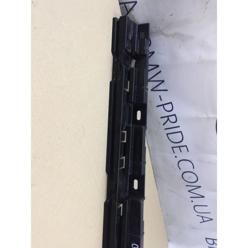 Кріплення порогу (кузов і елементи) BMW 5-series F10 2013 N63B44 51777184778