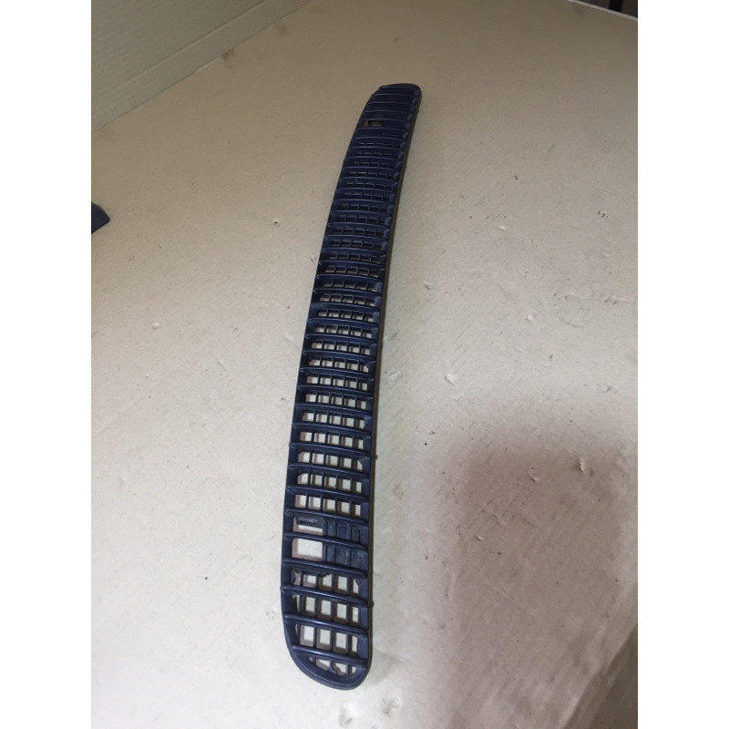 Решітка капота (кузов і елементи) BMW 3-series E46 1999 M47D20 51138208484