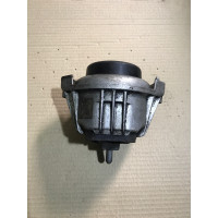 Подушка двигателя