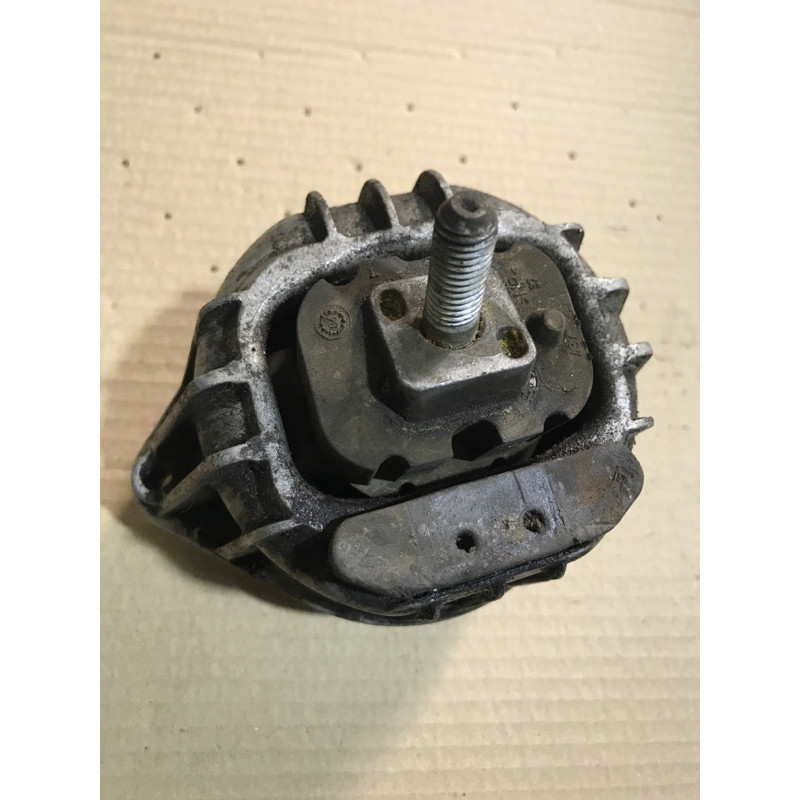 Подушка двигателя (двигатель и элементы) BMW 3-series E90 2006 N46B20 13981112