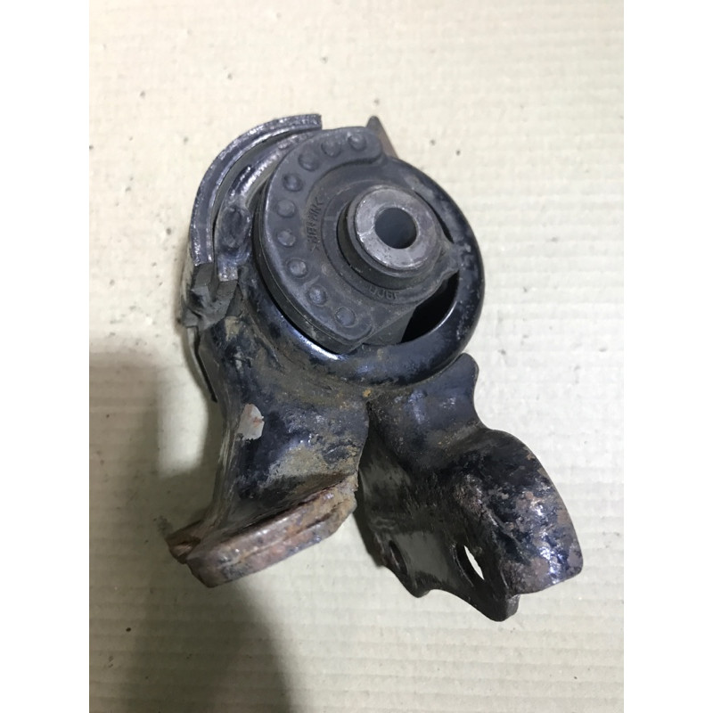 Подушка двигателя (двигатель и элементы) Mazda 6 GG 2004 2.0 RF5