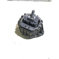 Подушка двигателя