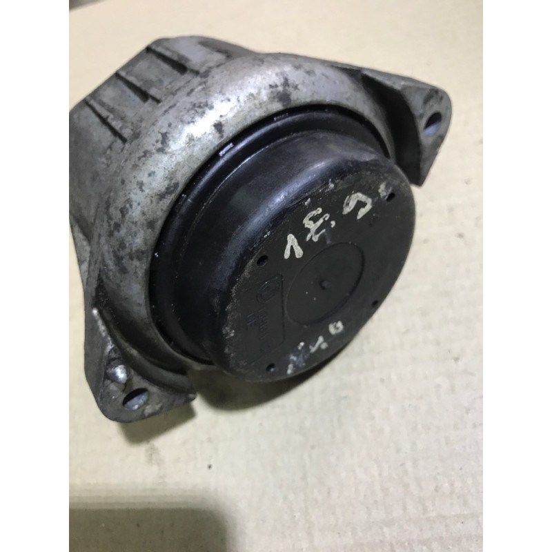 Подушка двигателя (двигатель и элементы) BMW 3-series E90 2006 N46B20 13981112