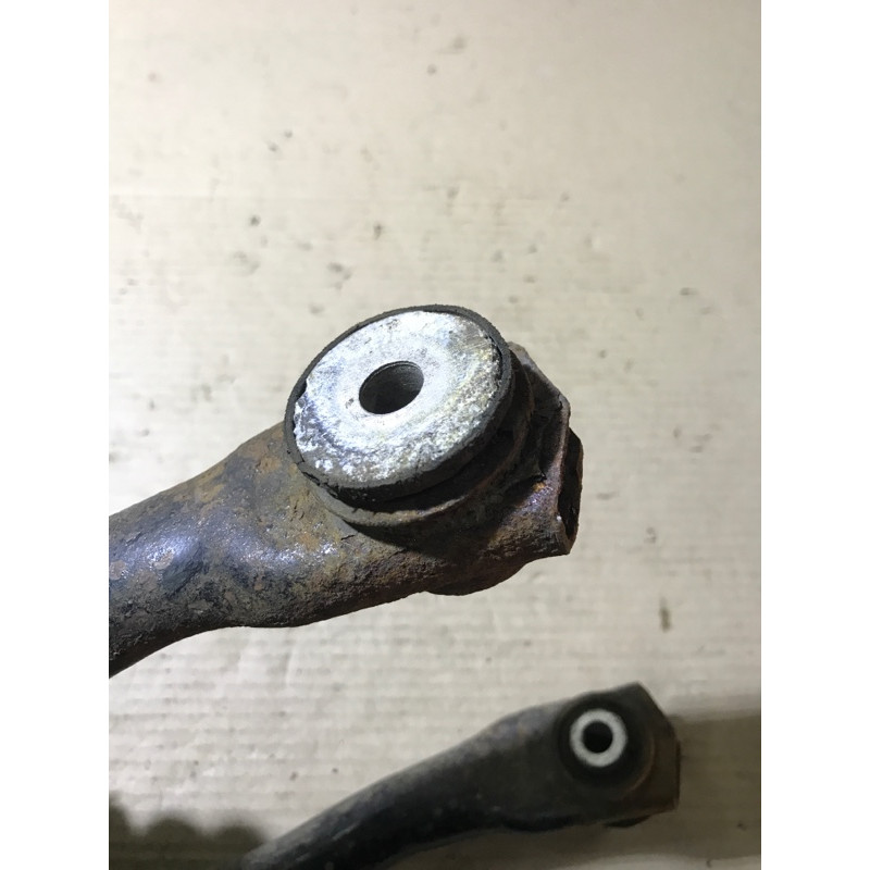 Рычаг подвески (подвеска) Volkswagen Passat B5 2003 2.5 AKN 8E0505323D