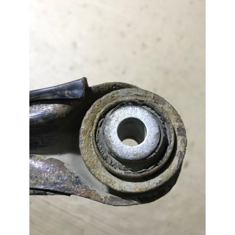 Рычаг подвески (подвеска) Mercedes-Benz C-class W203 1.8 M111.951 A2103504506