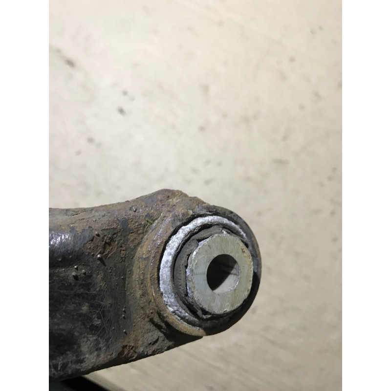 Рычаг подвески (подвеска) AUDI A4 B6 2003 2.0 ALT 8E0 505 323 M