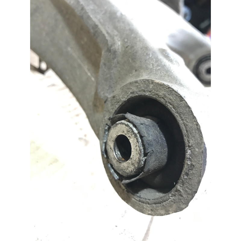 Рычаг подвески (подвеска) BMW X5 E53 M57d30 33321095253