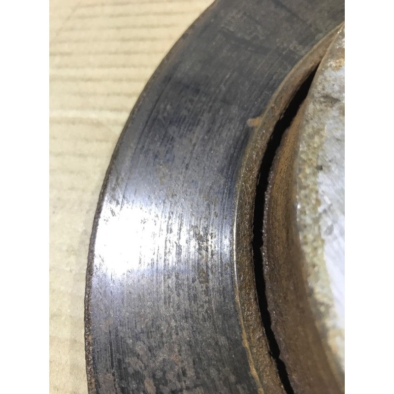 Тормозной диск (тормозная система) AUDI A4 B6 2003 1.8 BFB 8E0615601Q