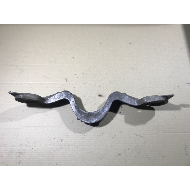 Траверса (трансмиссия) BMW 3-series E46 1999 M43B19 33 32 1 094 421