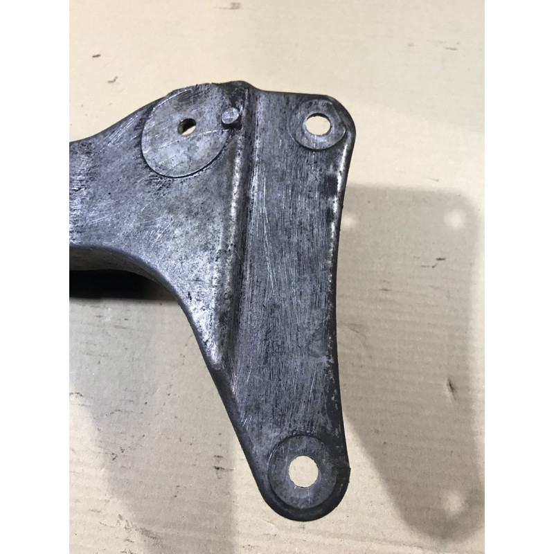 Траверса (трансмиссия) BMW 5-series E39 2001 M47D20 22 31 6 751 583