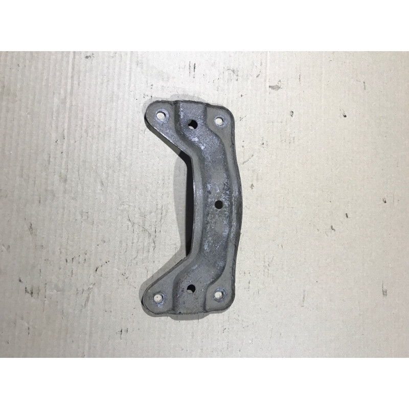 Траверса (трансмиссия) AUDI A4 B6 2.4BDV 6K0804421