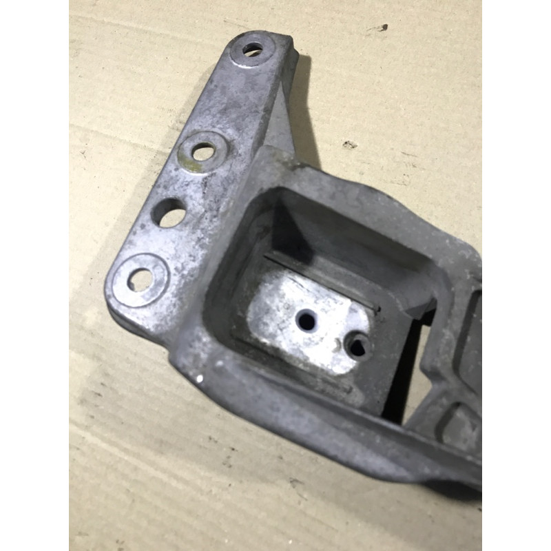 Траверса (трансмиссия) BMW 5-series E60 2005 N52B25 22316761102