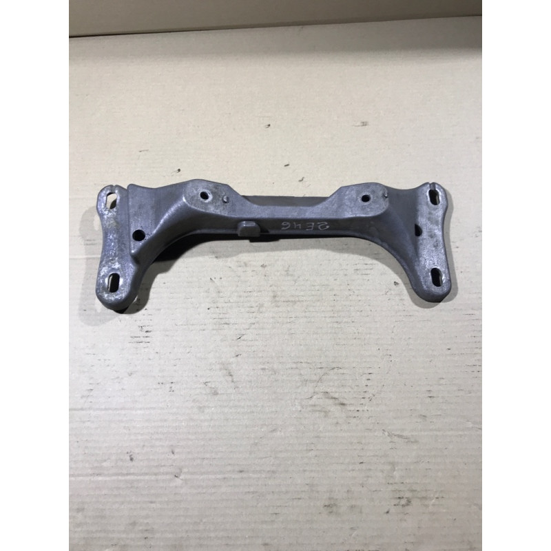 Траверса (трансмиссия) BMW 3-series E46 1999 M47D20 22311094684