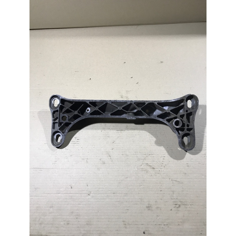 Траверса (трансмиссия) BMW 3-series E46 22311094684