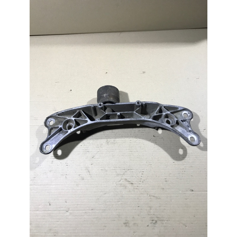 Траверса (трансмиссия) BMW 5-series E39 22321092557