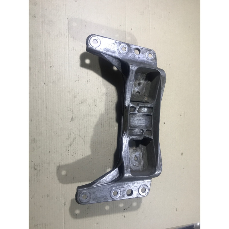 Кронштейн КПП (трансмиссия) BMW 5-series E60 M54b30 22316776521