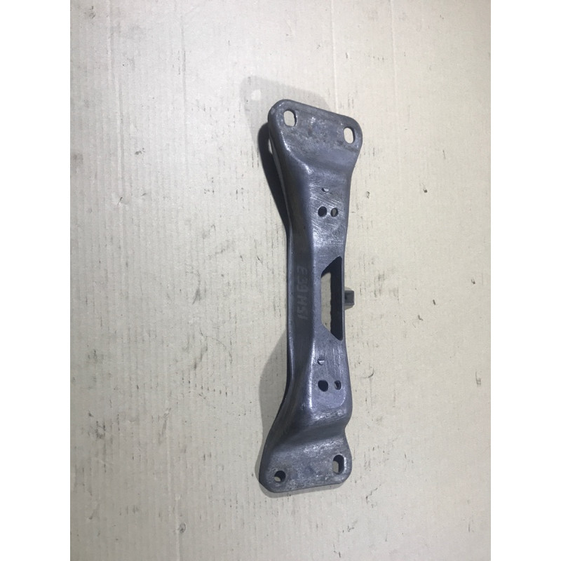 Траверса (трансмиссия) BMW 5-series E39 23 70 1 138 578