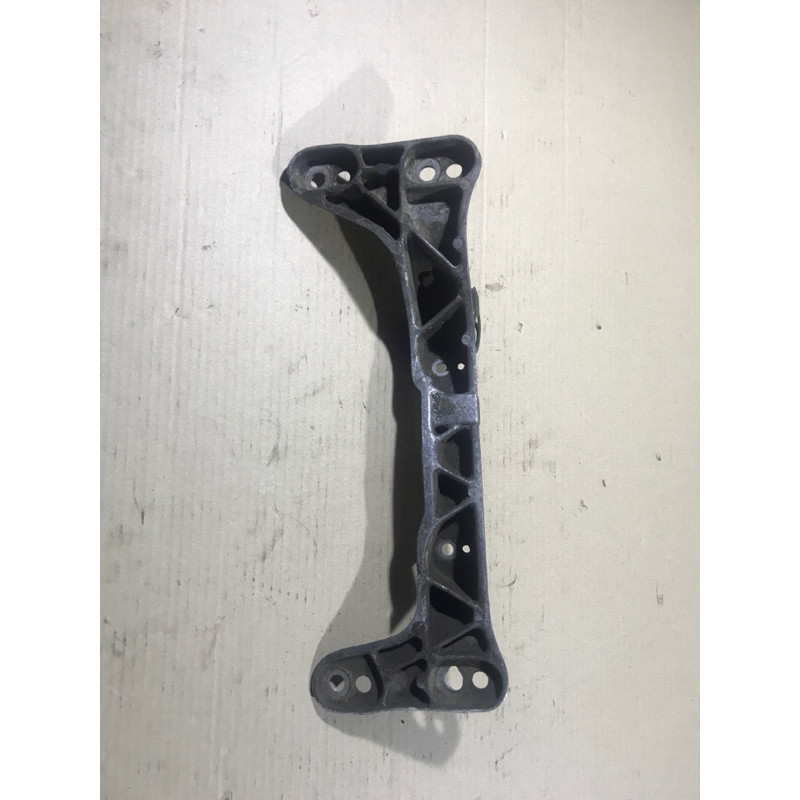 Траверса (трансмиссия) BMW 3-series E36 24701136499