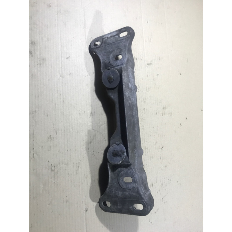 Траверса (трансмиссия) BMW 5-series E39 22311092476