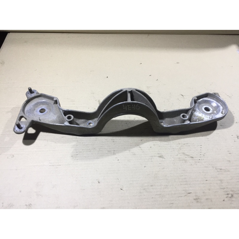 Траверса (трансмиссия) BMW 3-series E46 1999 M47D20 33 32 1 095 990