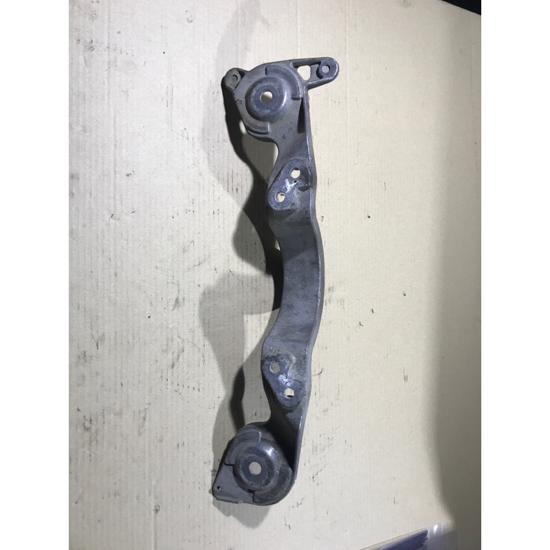 Траверса (трансмиссия) BMW 3-series E46 33 32 1 095 990