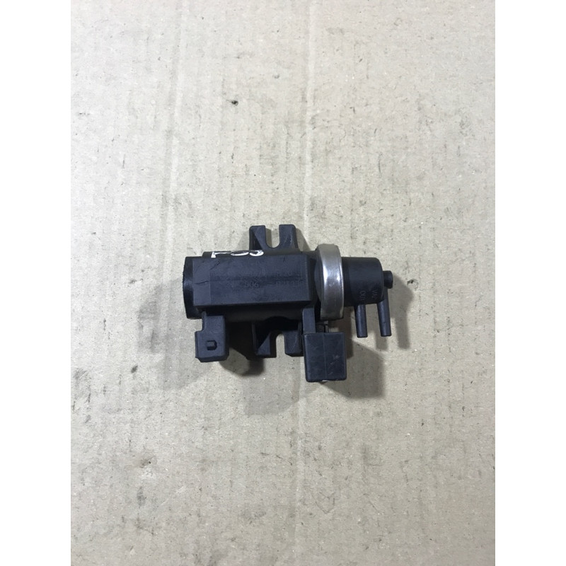Вакуумный клапан (двигатель и элементы) BMW 5-series E39 11742247906