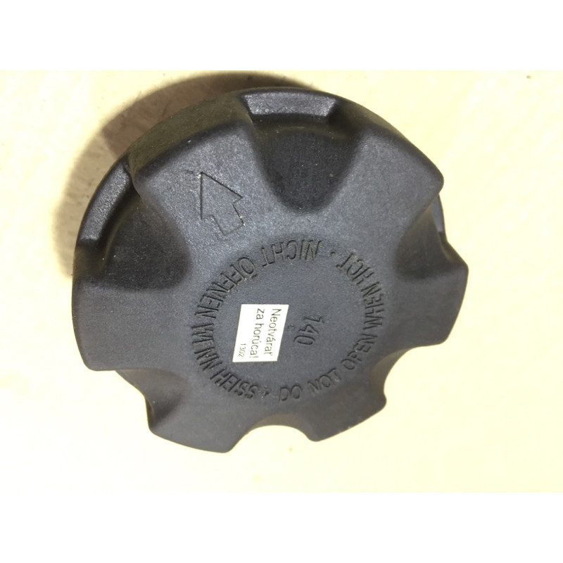 Крышка расширительного бачка (система охлаждения) BMW 3-series F30 17 11 7 521 071