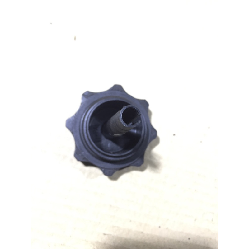 Крышка бачка ГУР (рулевое управление) BMW 5-series E34 32416851332