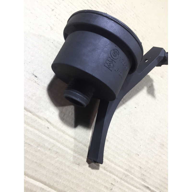 Абсорбер топливный (топливная система) BMW 3-series E46 M43b18 1716578