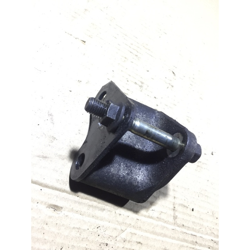 Кронштейн (двигатель и элементы) Mazda 6 GG 2007 2.0 RF7J