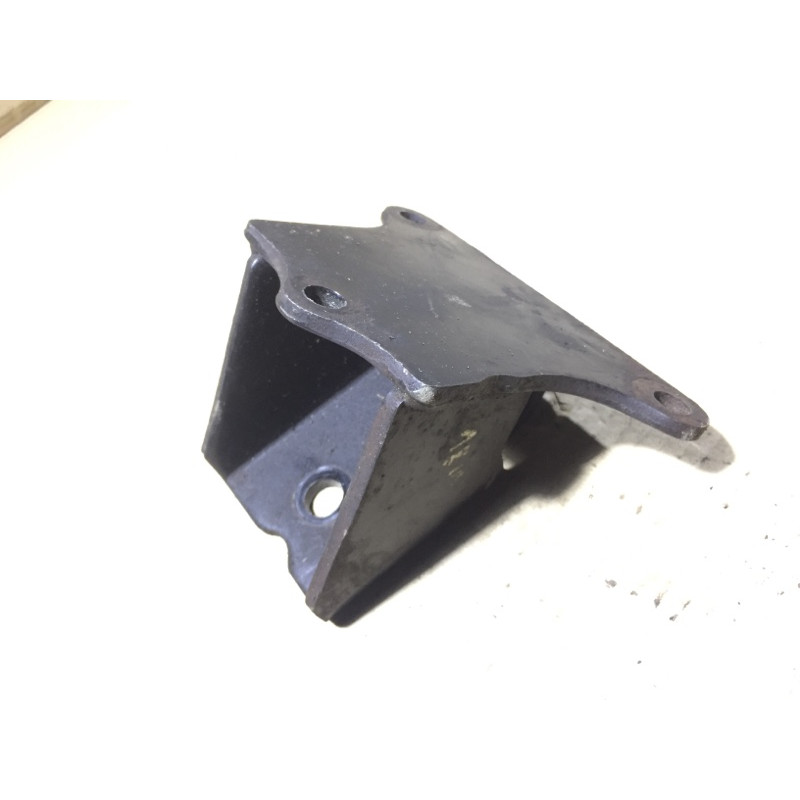 Кронштейн (двигатель и элементы) KIA Sorento BL 2005 2.5 CRDI