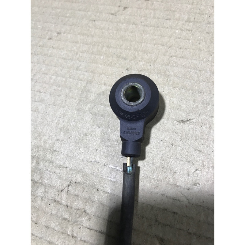 Датчик детонации (электрика двигателя) AUDI A4 B6 2.4BDV 06D905377