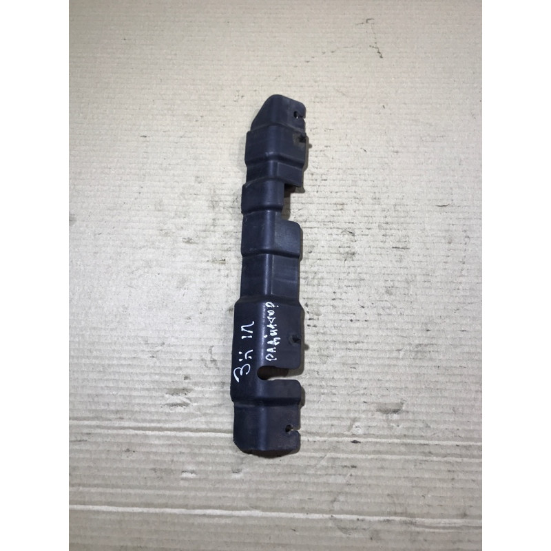 Диффузор радіатора (кузов і елементи) KIA Sorento BL 2005 2.5 CRDI 253453E300