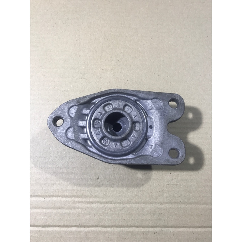Опора стійки (підвіска) BMW 3-series F30 2013 N26B20 33506791706