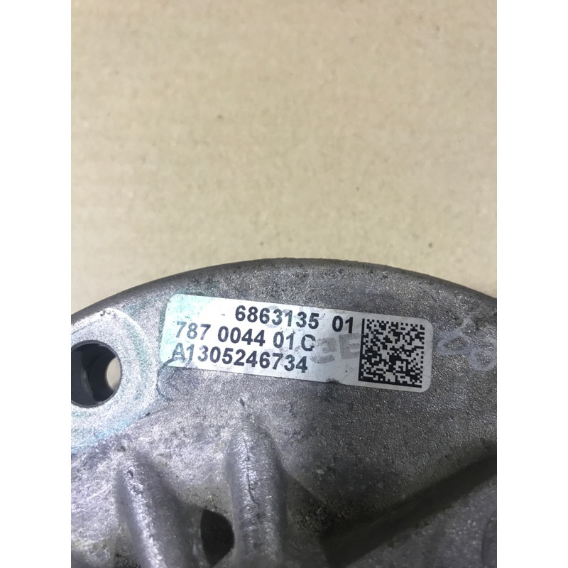 Опора стойки (подвеска) BMW 3-series F30 2013 N26B20 31306880438