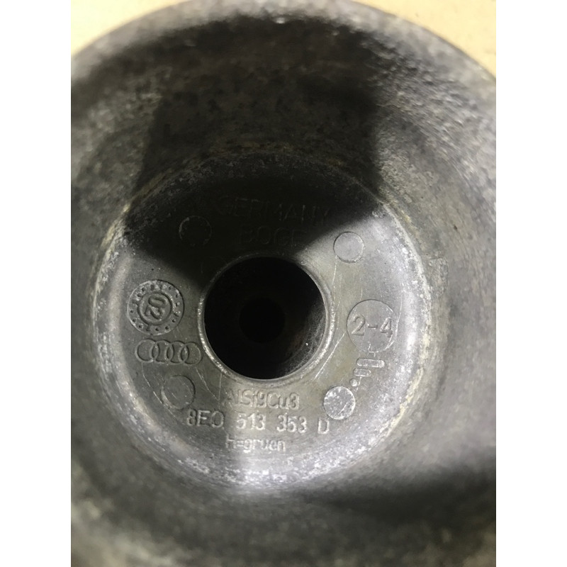 Опора стойки (подвеска) AUDI A4 B6 2003 1.8 BFB 8E0513353D