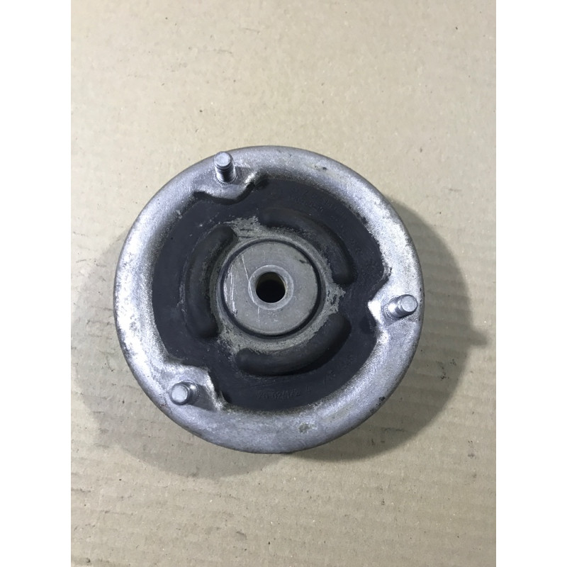 Опора стойки (подвеска) BMW 5-series E60 2005 N52B25 33526753810