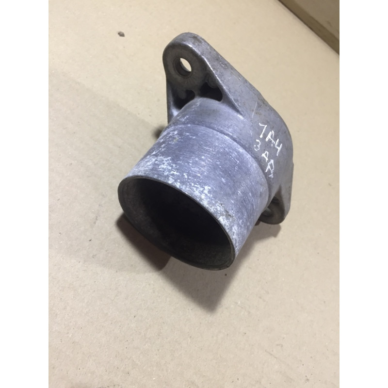 Опора стойки (подвеска) AUDI A4 B6 2003 2.0 ALT 8E0513353D