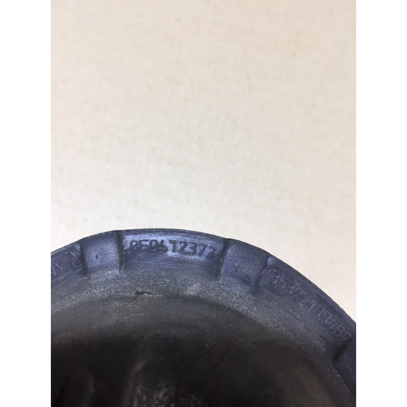 Опора стойки (подвеска) AUDI A4 B6 2003 1.8 BFB 8E0412377