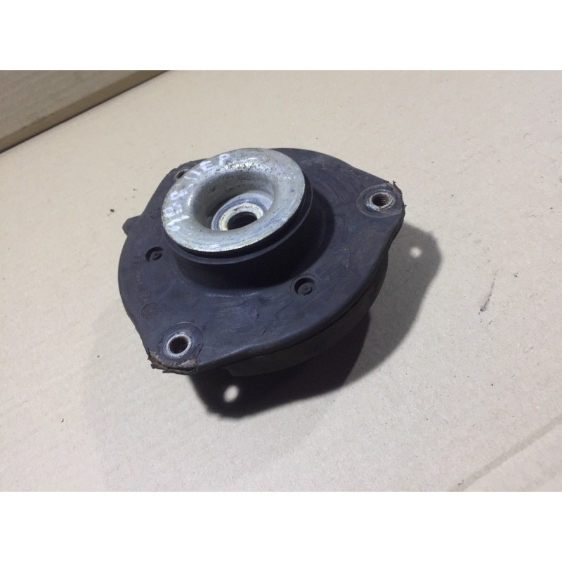 Опора стойки (подвеска) Volkswagen Passat B6 2008 2.0 BKP 1K0412331C