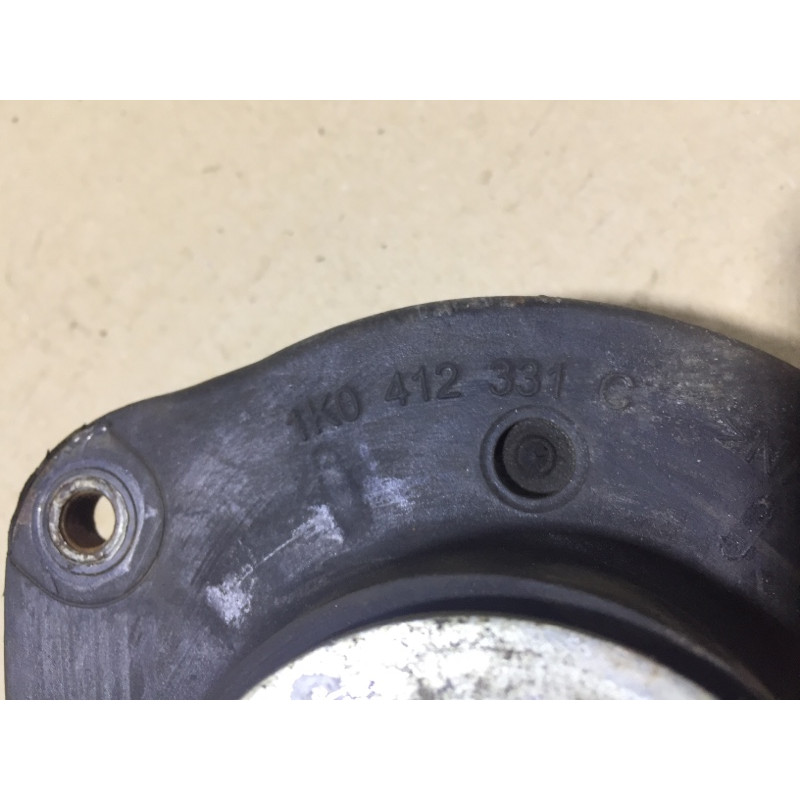 Опора стойки (подвеска) Volkswagen Passat B6 2008 2.0 BKP 1K0412331C