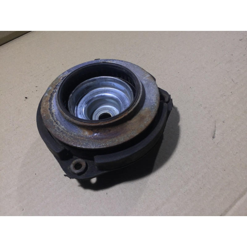 Опора стойки (подвеска) Volkswagen Passat B6 2008 2.0 BKP 1K0412331C