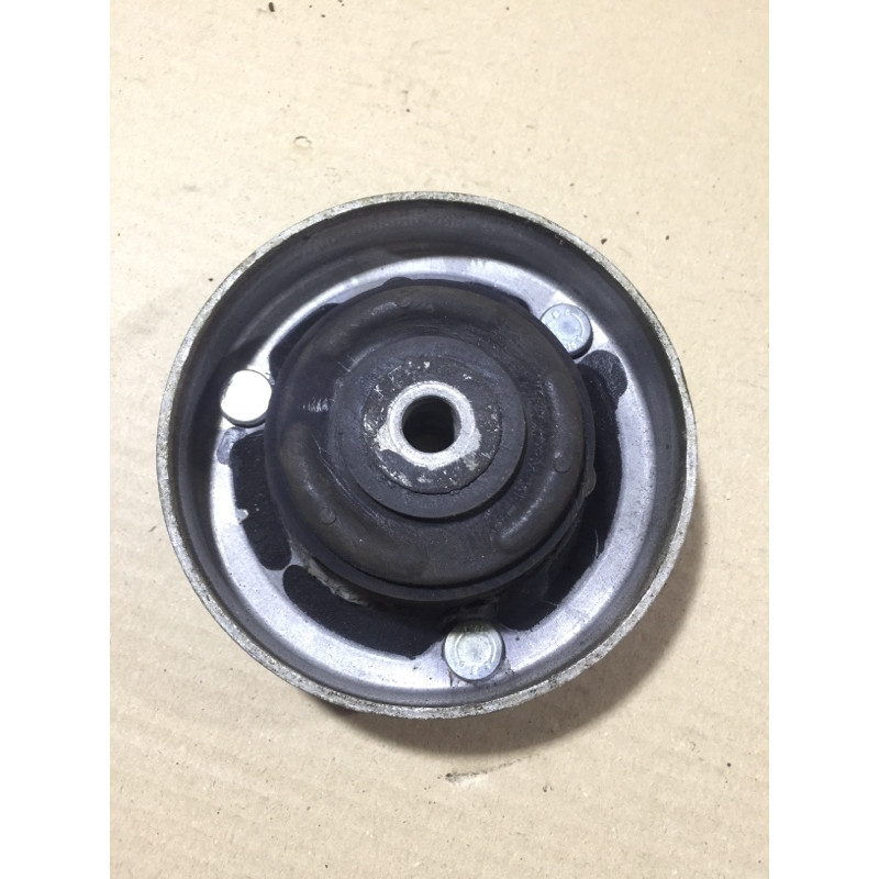 Опора стойки (подвеска) BMW 5-series E60 2005 N52B25 33526753810