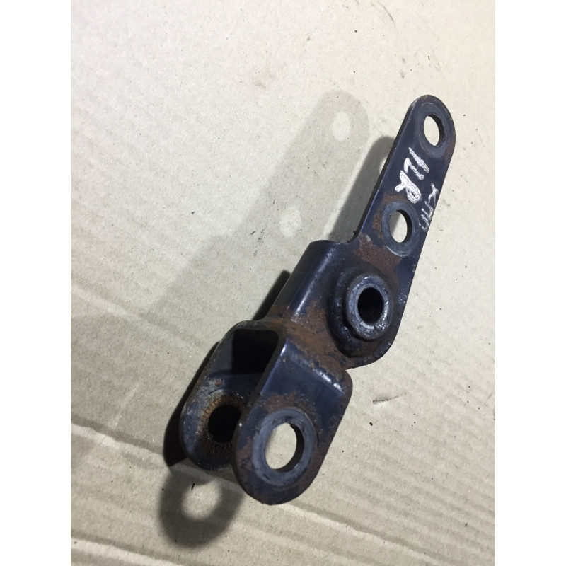 Кронштейн (двигатель и элементы) LAND ROVER FREELANDER L314 1999 1.8B